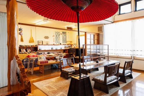 鶯宿温泉　川長　売店