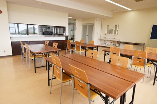 サニーヒルズ　食事処